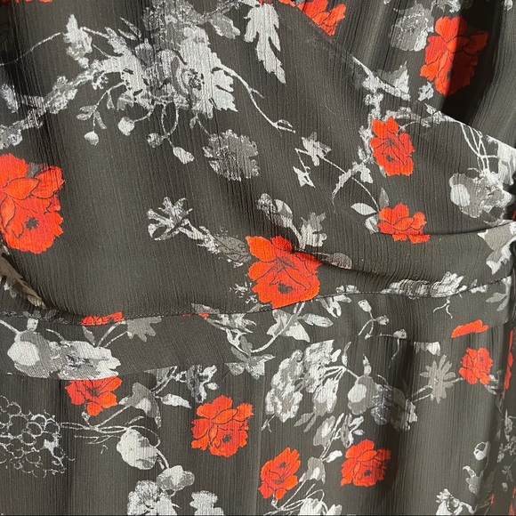 🆕 NWT Ali & Jay
Only Wish Floral Jumpsuit Size Lg - Picture 9 of 16